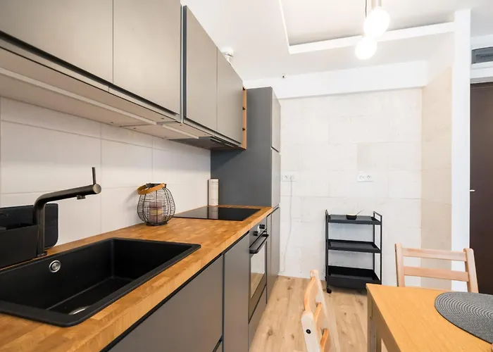 Arrivederci - Elegant 1br In Belvedere Апартаменти Бухарест