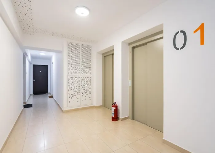 Апартаменти Arrivederci - Elegant 1br In Belvedere *