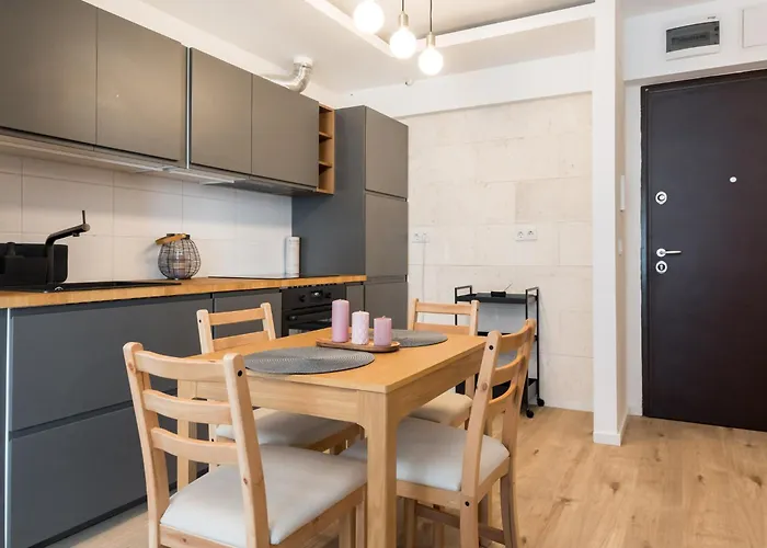 Arrivederci - Elegant 1br In Belvedere Апартаменти Бухарест