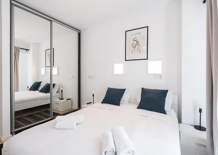 Arrivederci - Elegant 1br In Belvedere