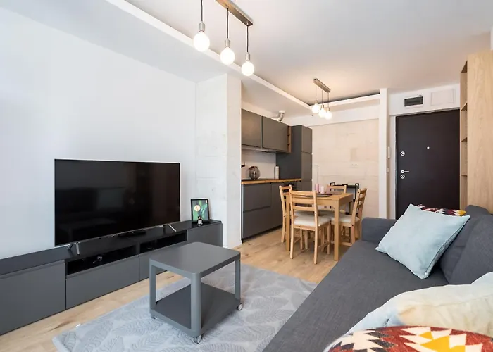 Апартаменти Arrivederci - Elegant 1br In Belvedere Бухарест