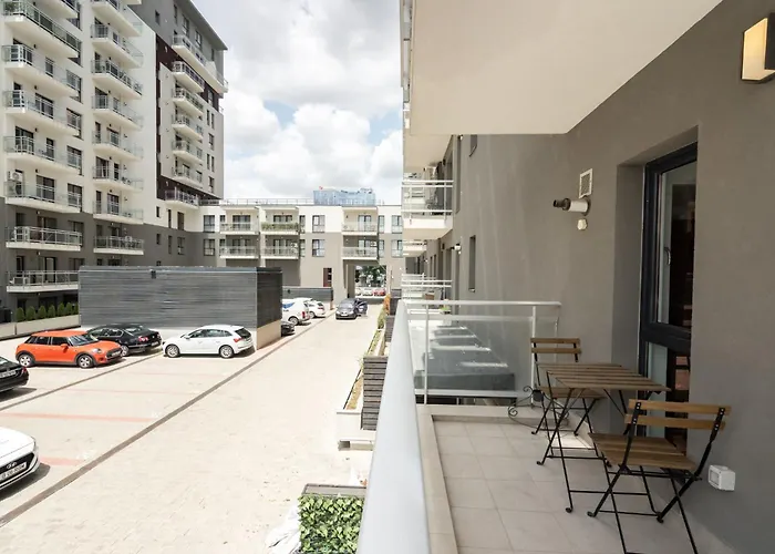 Апартаменти Arrivederci - Elegant 1br In Belvedere Бухарест